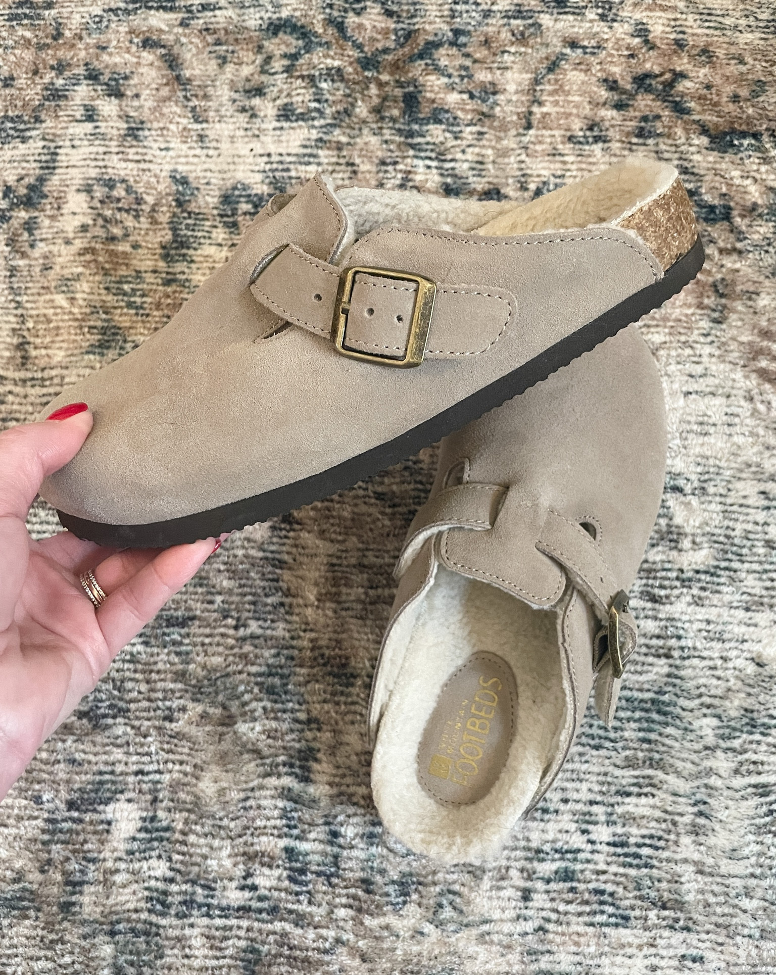 bari clogs