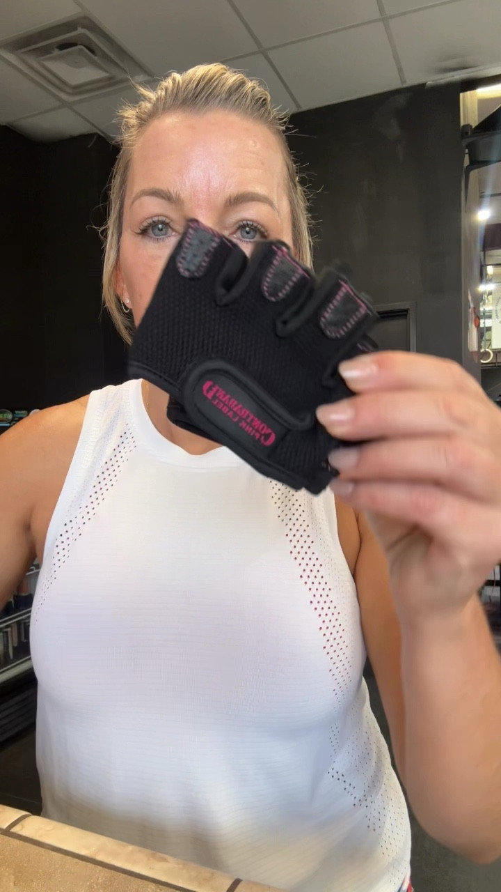 I never hit the gym without these workout gloves! They’re so easy to slip on and off, and I love how they protect my hands from the weights and bars. Total game-changer for keeping my grip strong and my hands in great shape.

#LTKActive #LTKWorkwear
