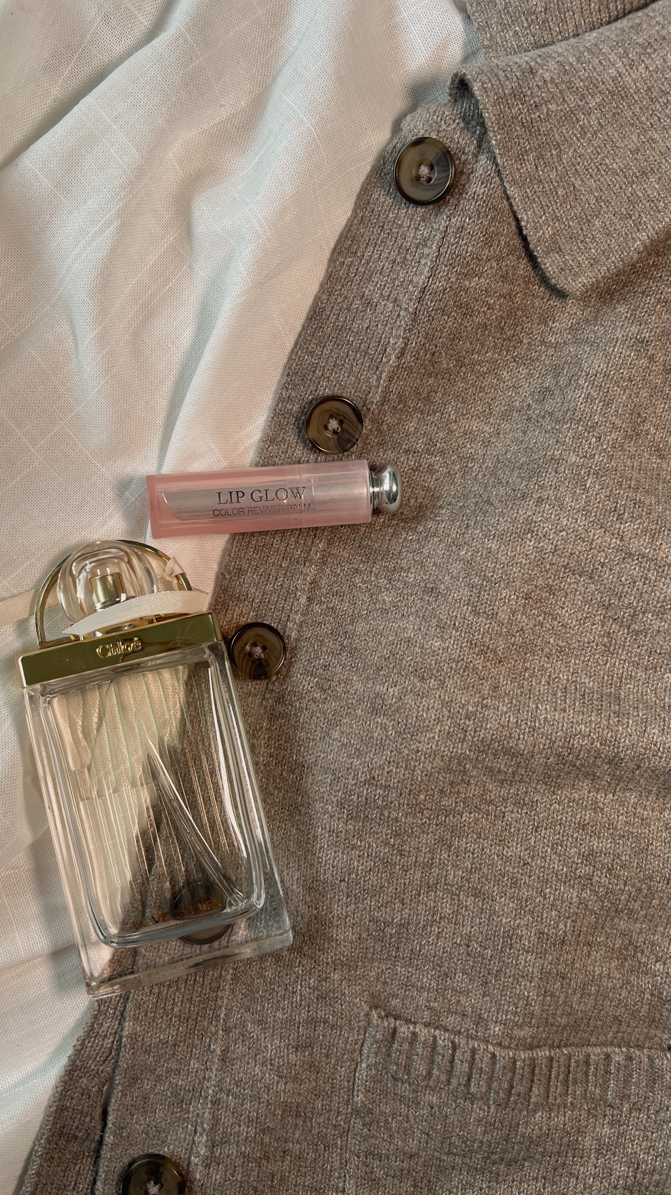 Found this cardigan in M&S and fell in love!! So cute with jeans and a t-shirt and it’s SO soft - looks way more expensive than it is! Anyone else absolutely loving M&S atm?! 

#LTKspring #LTKuk #LTKworkwear