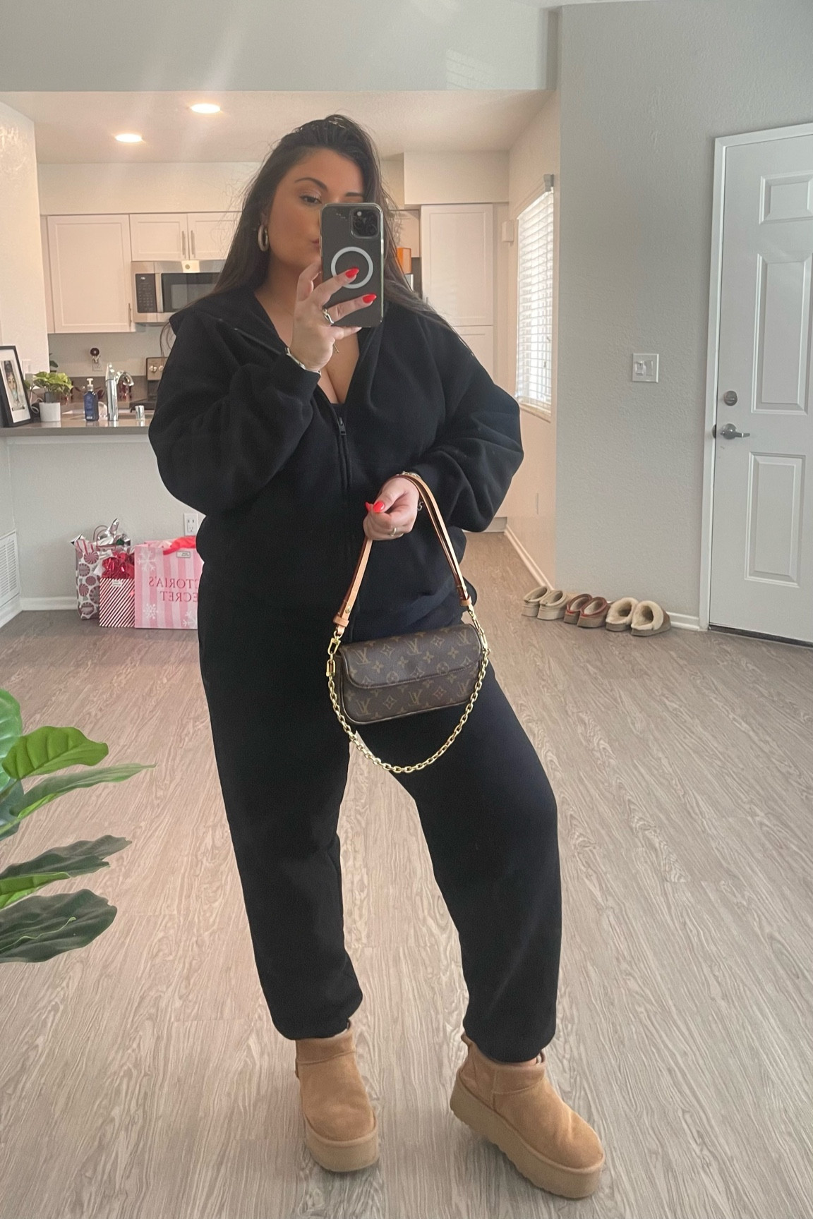 Winter outfit
Comfy outfit
Travel outfit 
Sweatsuit 
Matching set
Aritzia sweats
Black sweatsuit
Platform ultra mini Ugg 
Ugg boots
Boots
Boot
Chestnut Ugg 

#LTKstyletip #LTKSeasonal #LTKtravel