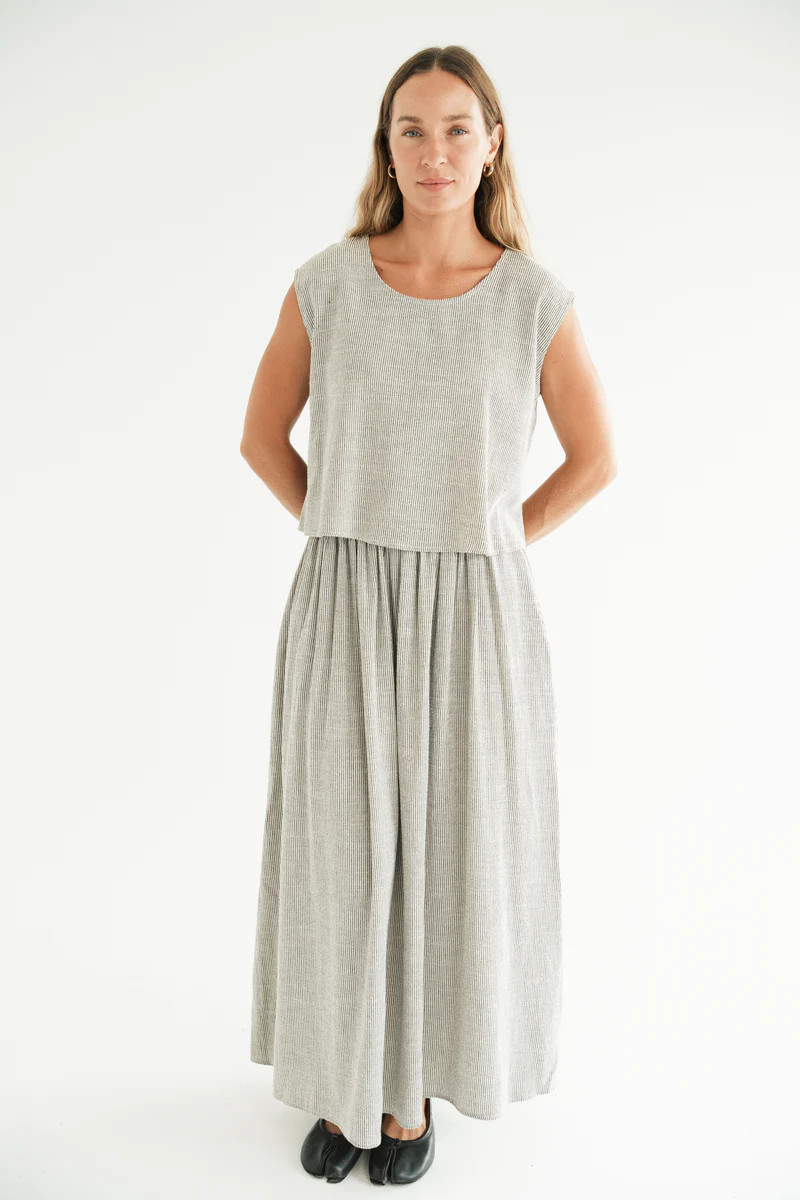 Linae Linen Skirt | Carly Jean Los Angeles