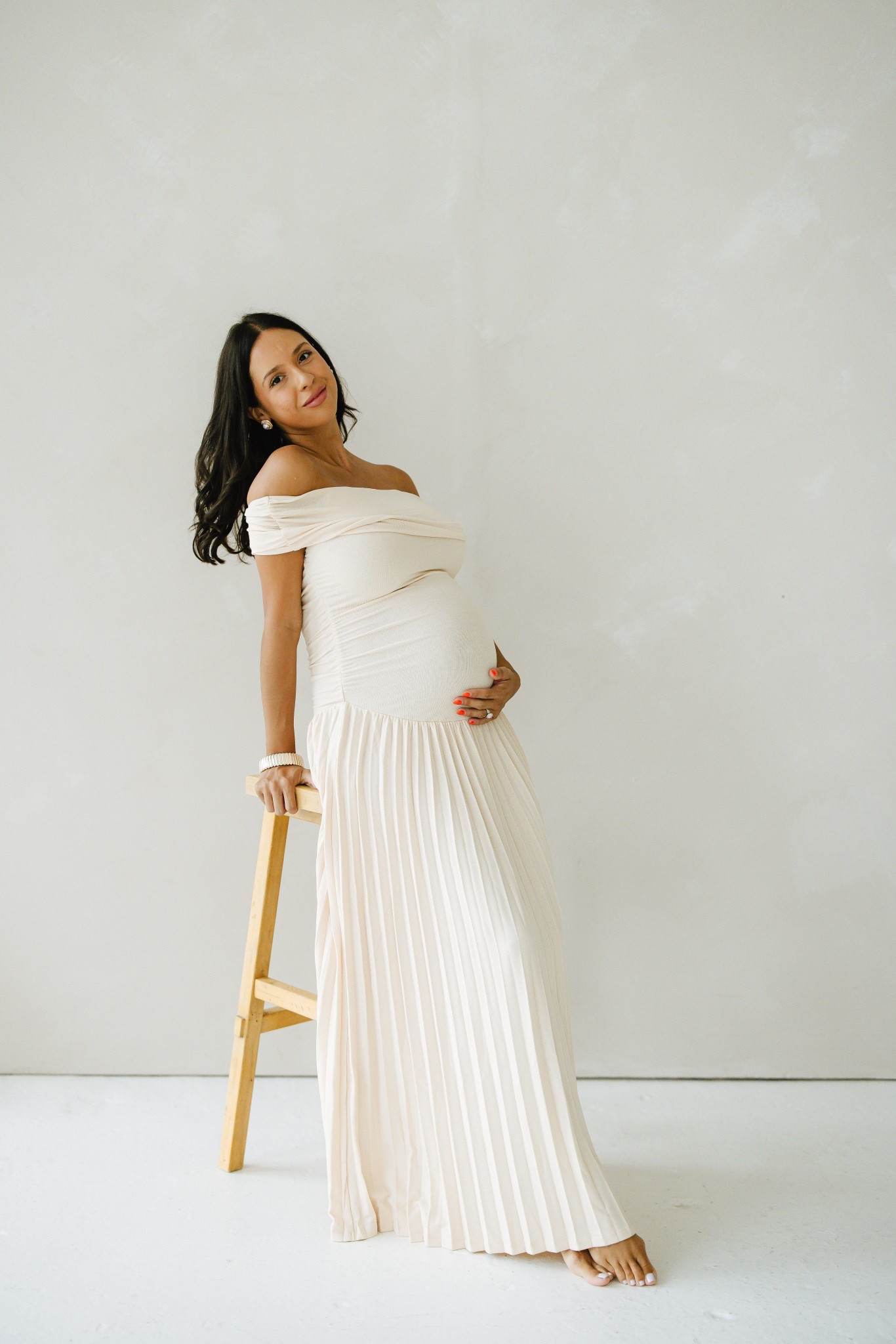 Maternity pictures! #maternity #revolve #thirdtrimester #pregnancy

#LTKBump #LTKStyleTip #LTKFamily