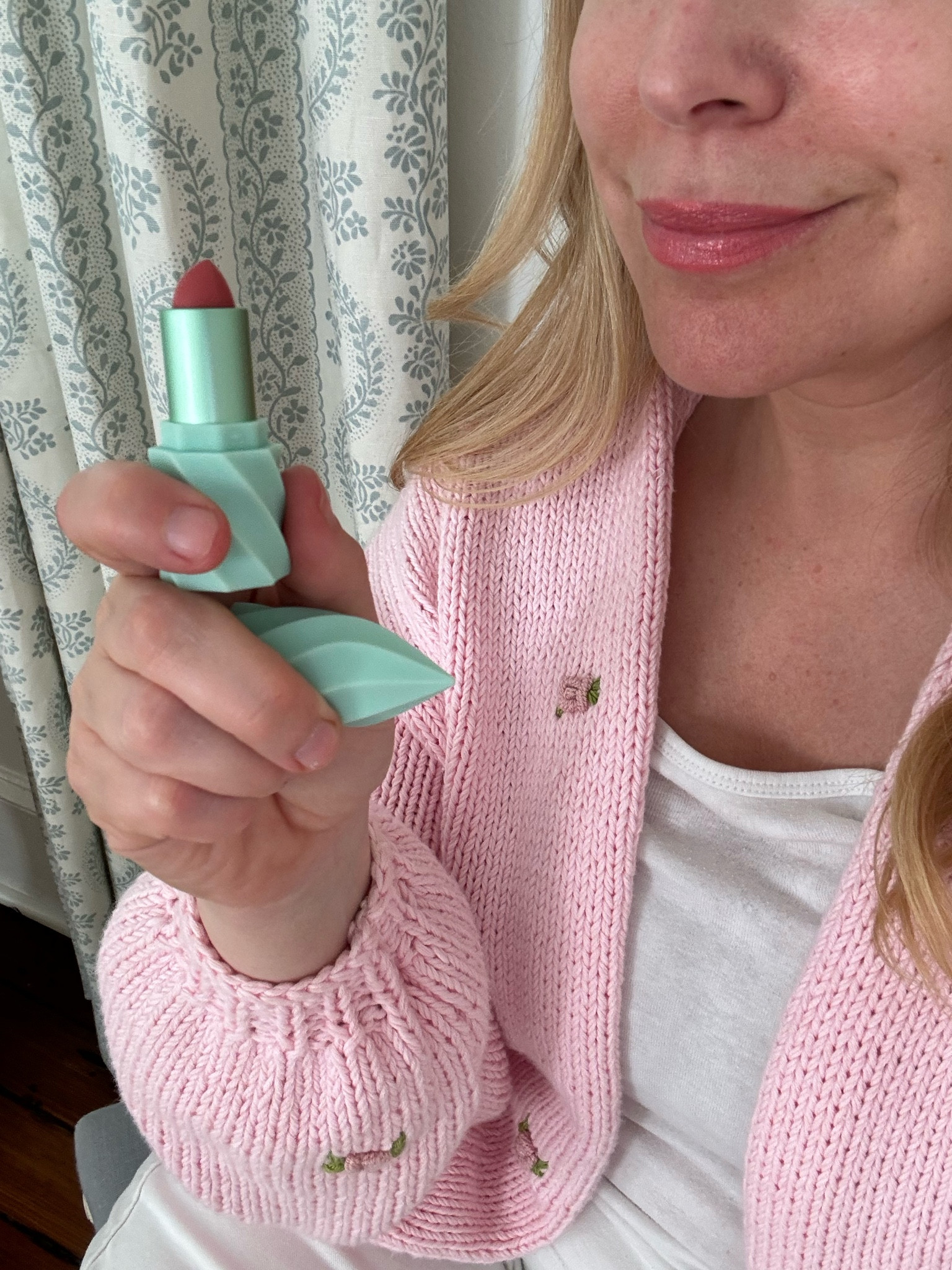 Love these 2 colors 

#LTKbeauty #LTKfindsunder50 #LTKstyletip