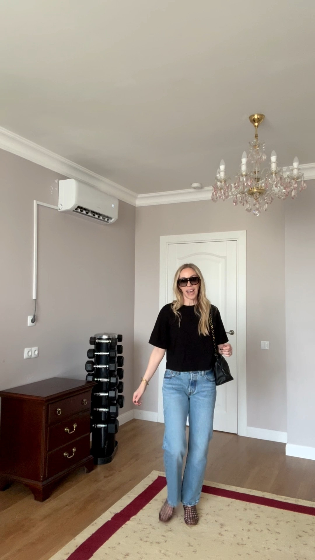 Spring outfit 2026, tee and jeans, cropped tee, @levi 90’s jeans, jelly shoes, aviator sunglasses 

#LTKOver40 #LTKgrwm #LTKSeasonal