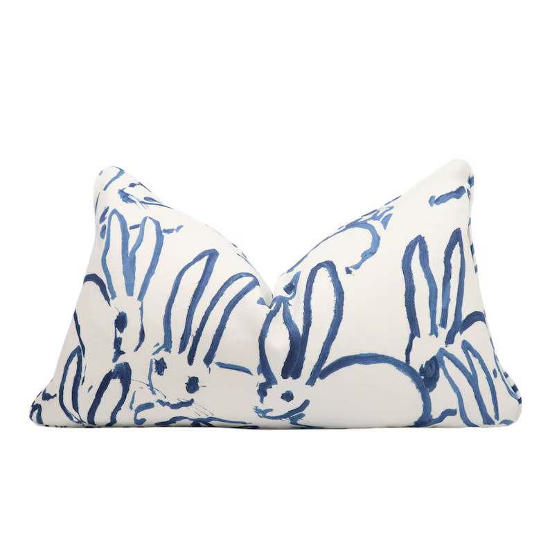 Lee Jofa Hutch Print Pillow Cover in Navy GWF-3523.50.0 // - Etsy | Etsy (US)