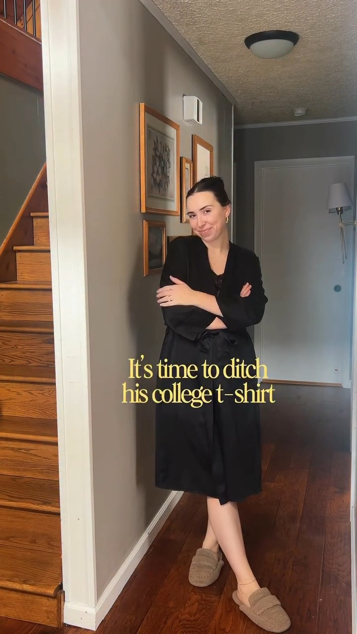 Best sleep ever in these soft, luxurious pjs 🩷☁️✨say “WANT” and I’ll send all the details your way!! 

It’s hard to feel put together when you’ve been dealing with sick kiddos and are stuck inside for days on end.. but trust me when I say these are soo comfy + amazing! Made me feel so much better while lounging and soaking in all the cuddles!! 🫶🏻

@papinellesleepwear #sleepwear #effortlessluxury #papinellepajamas #luxurypjs #gifted