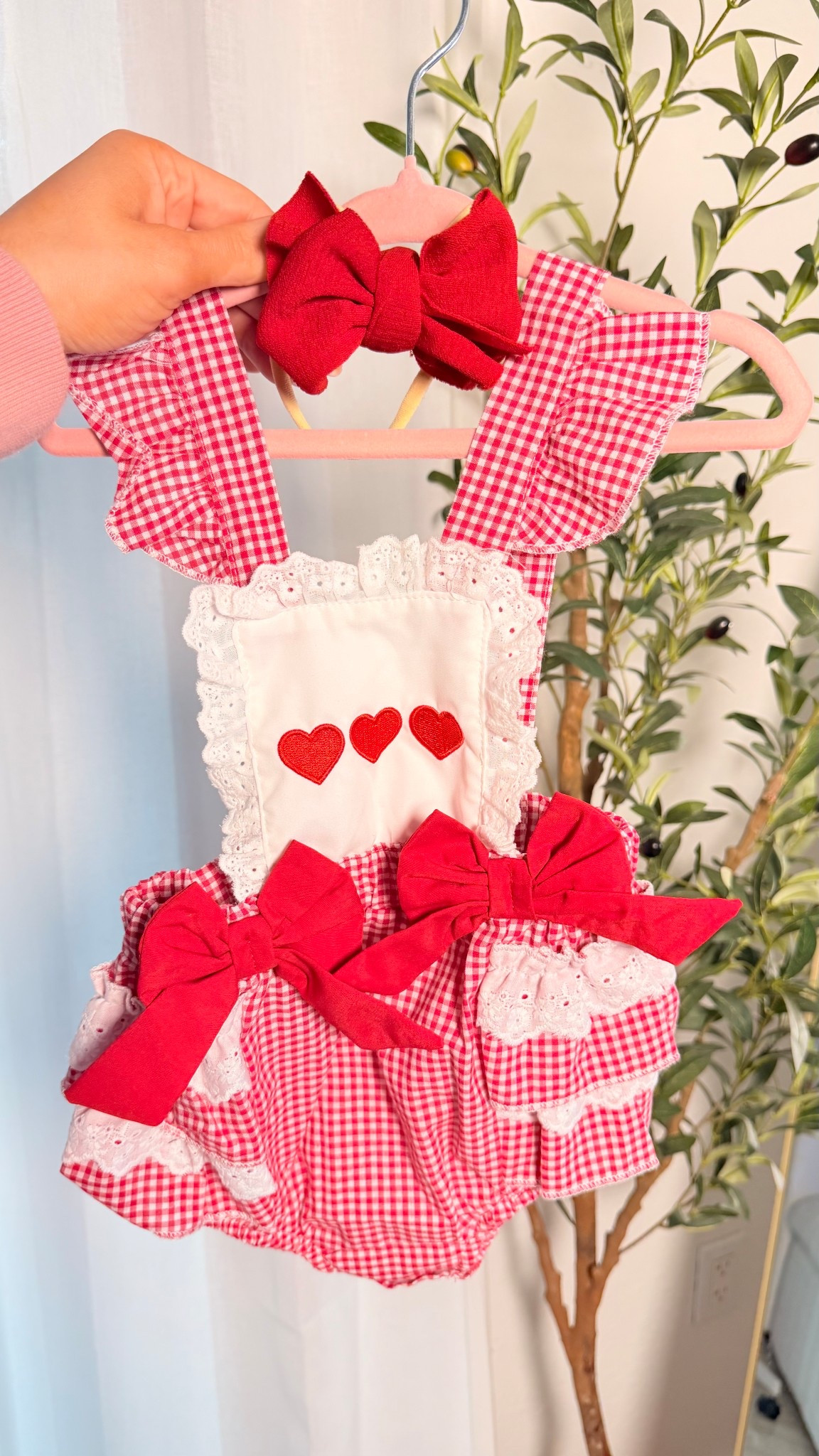 Toddler Valentine’s Day bubble outfit ❤️❤️

#LTKBaby #LTKValentine #LTKKids