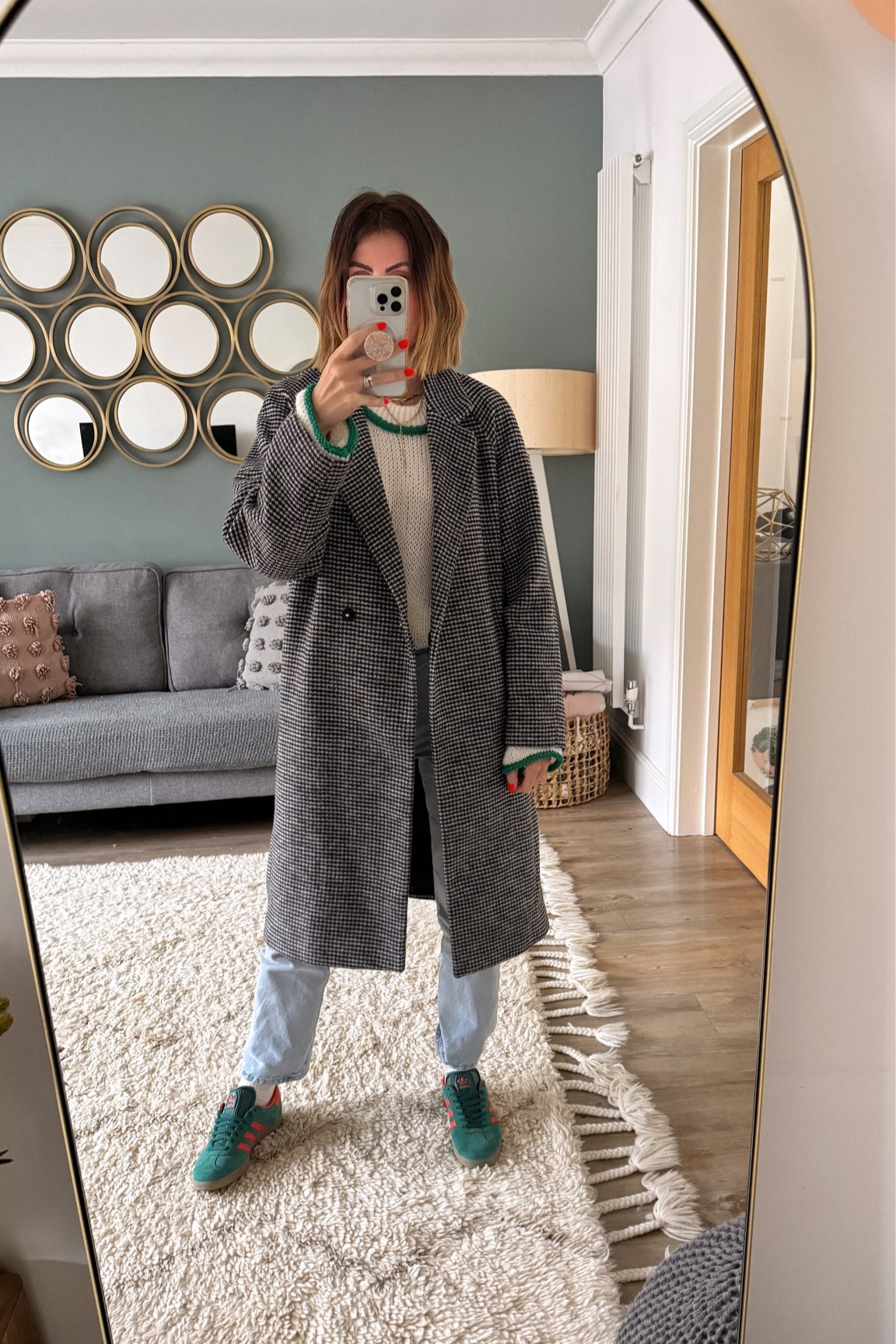 H&M, ASOS, Adidas, Adidas Gazelle, Levi’s, Levi’s 501, straight leg jeans, winter outfit ideas, style inspiration, pop of green

#LTKfindsunder100 #LTKeurope #LTKSeasonal