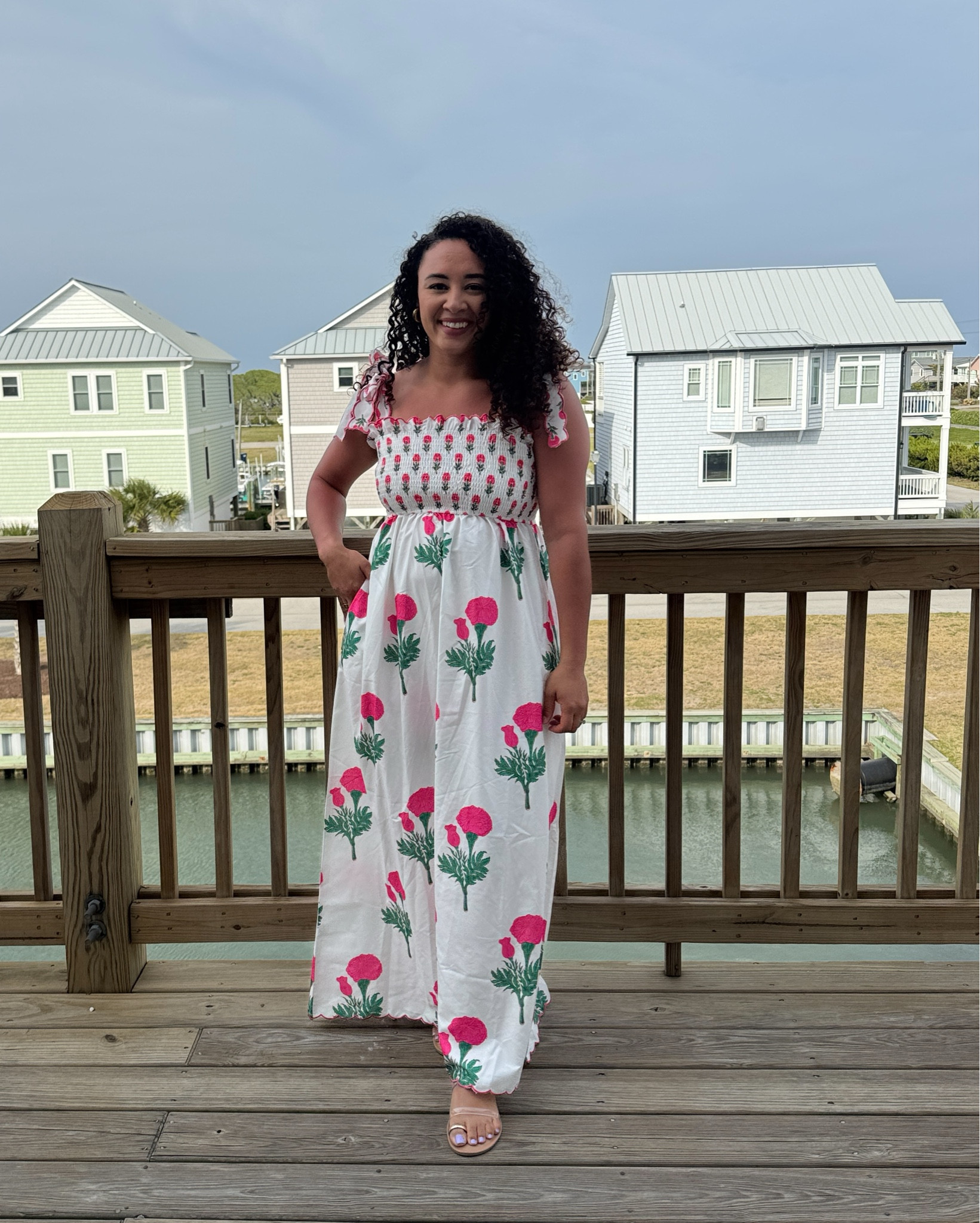 The perfect dinner dress you can just slip on and it’s comfy size medium  