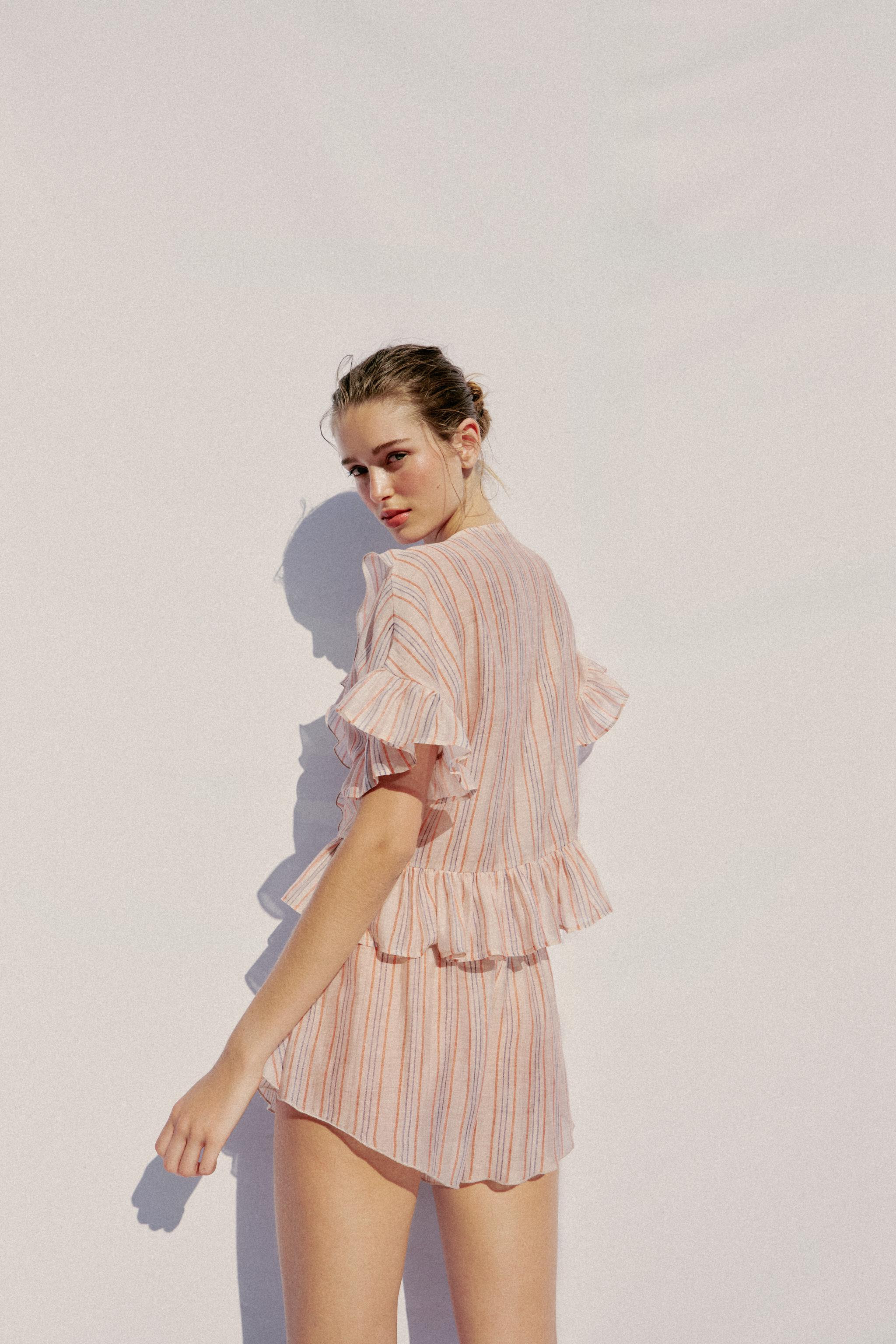 RUFFLED STRIPED SHORTS | Zara US