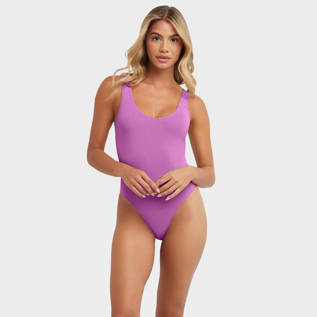 Maidenform M Women's Seamless Smoothing Bodysuit MST001 | Target