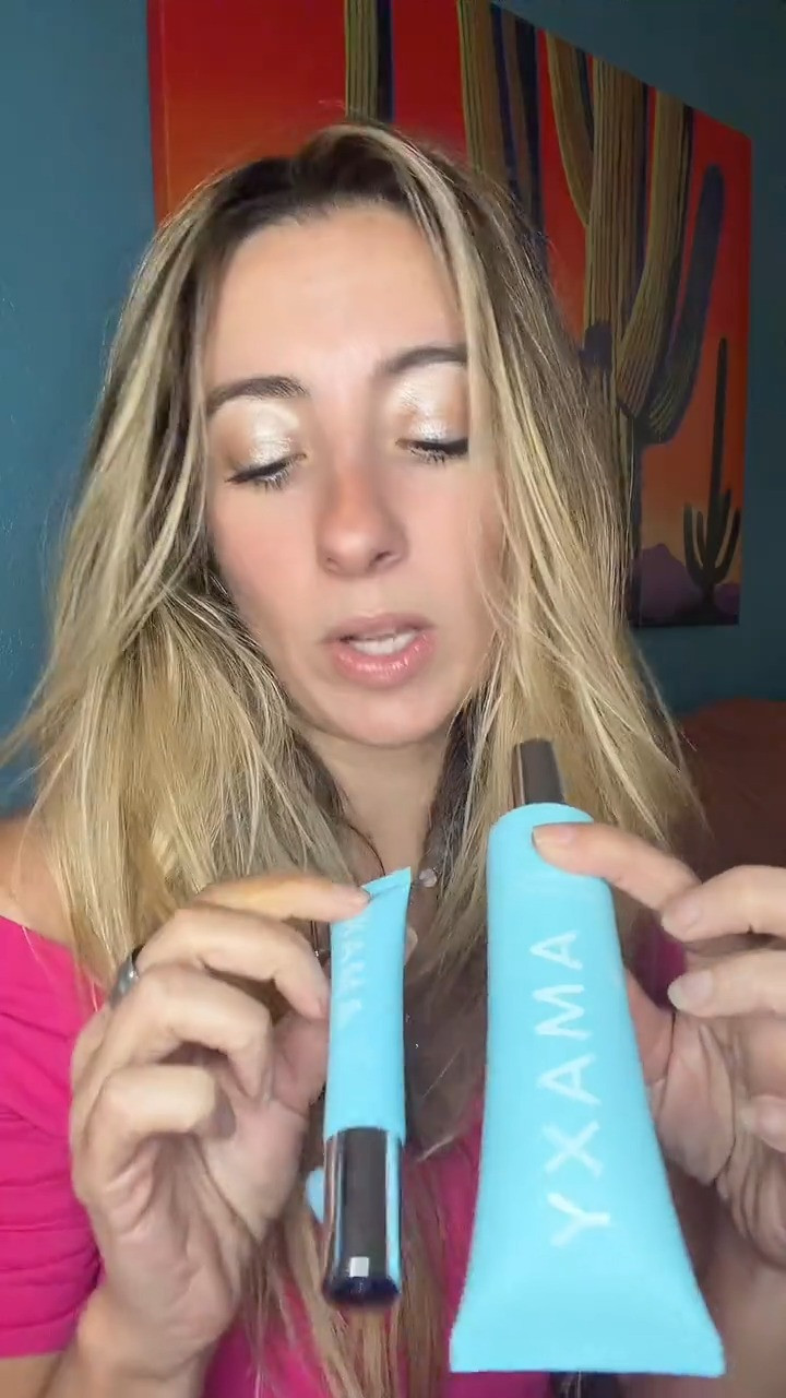 Instant volume and refresh – AMAXY Volumizing Dry Shampoo Gel. Get yours on LTK 

 #LTKselfcare #LTKHome #LTKBeauty