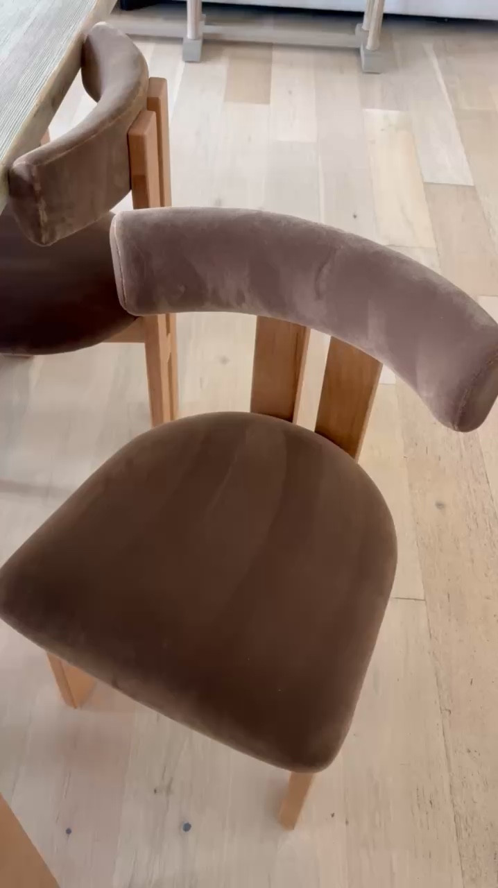 Love these brown dining room chairs 🤎

Crate & barrel, dining room furniture, dining room table, dining room chairs, kitchen chairs, brown chairs, chocolate brown chairs, Christine Andrew 

#LTKWatchNow #LTKHome