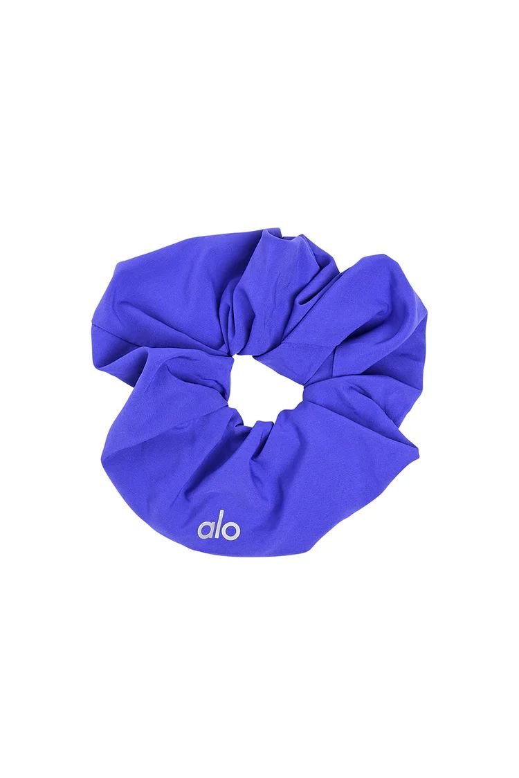 Oversized Scrunchie - Hot Pink | Alo Yoga