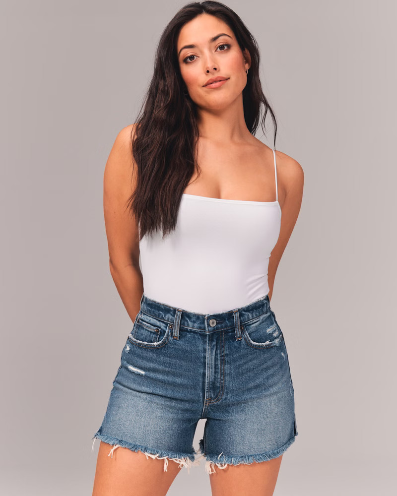 Curve Love High Rise 4 Inch Mom Shorts | Abercrombie & Fitch (US)