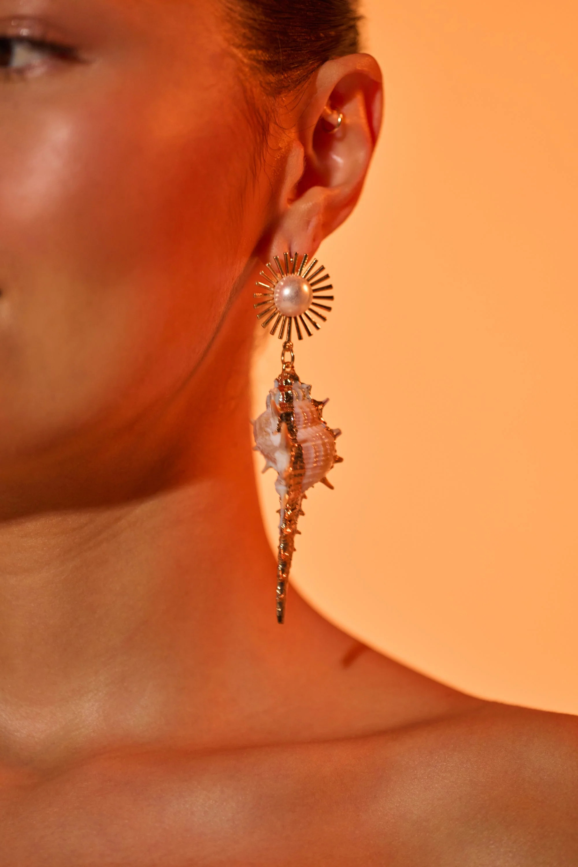TO THE SHORE EARRING | AKIRA