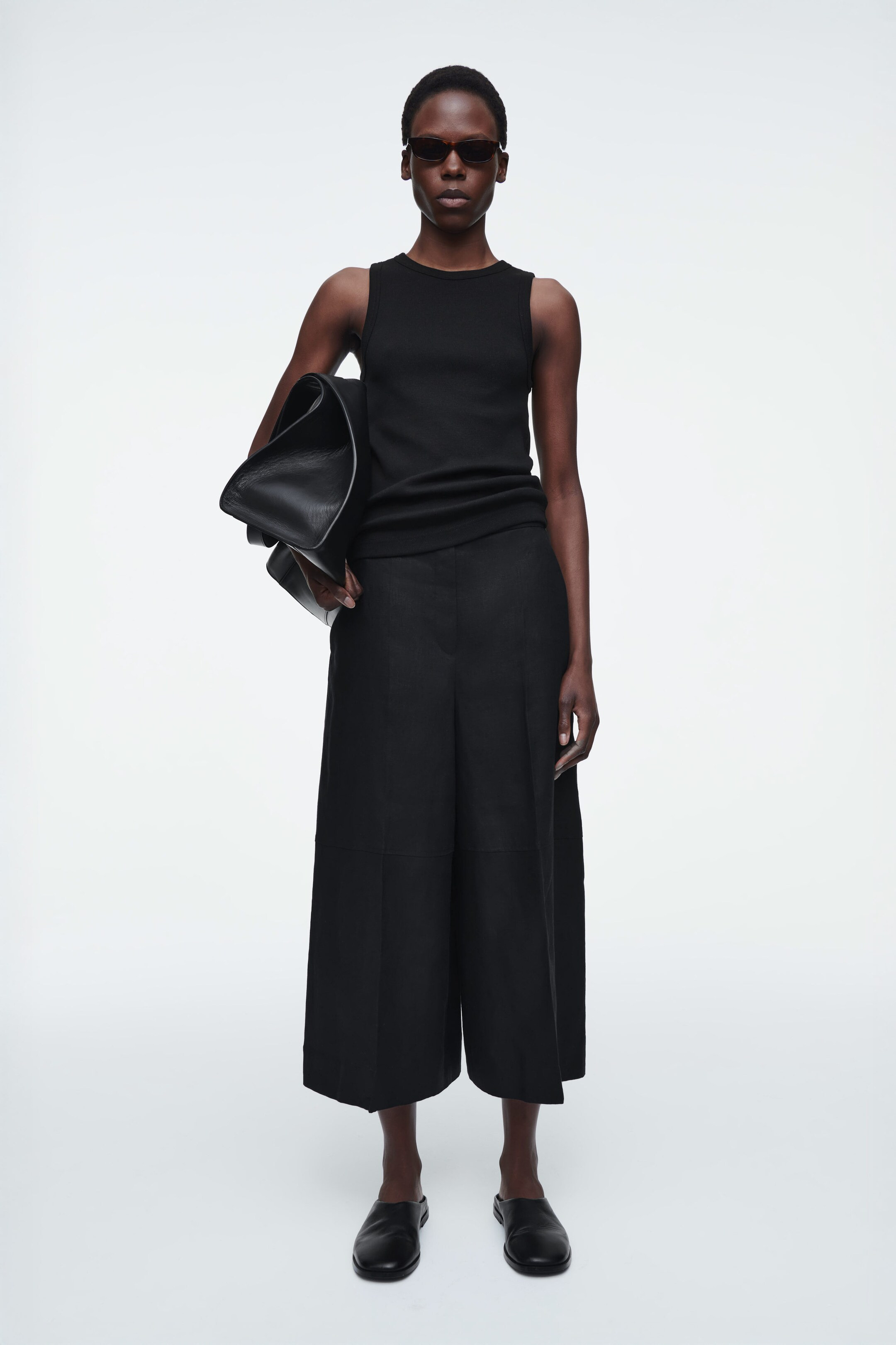 LINEN CULOTTES - BLACK | COS (EU)