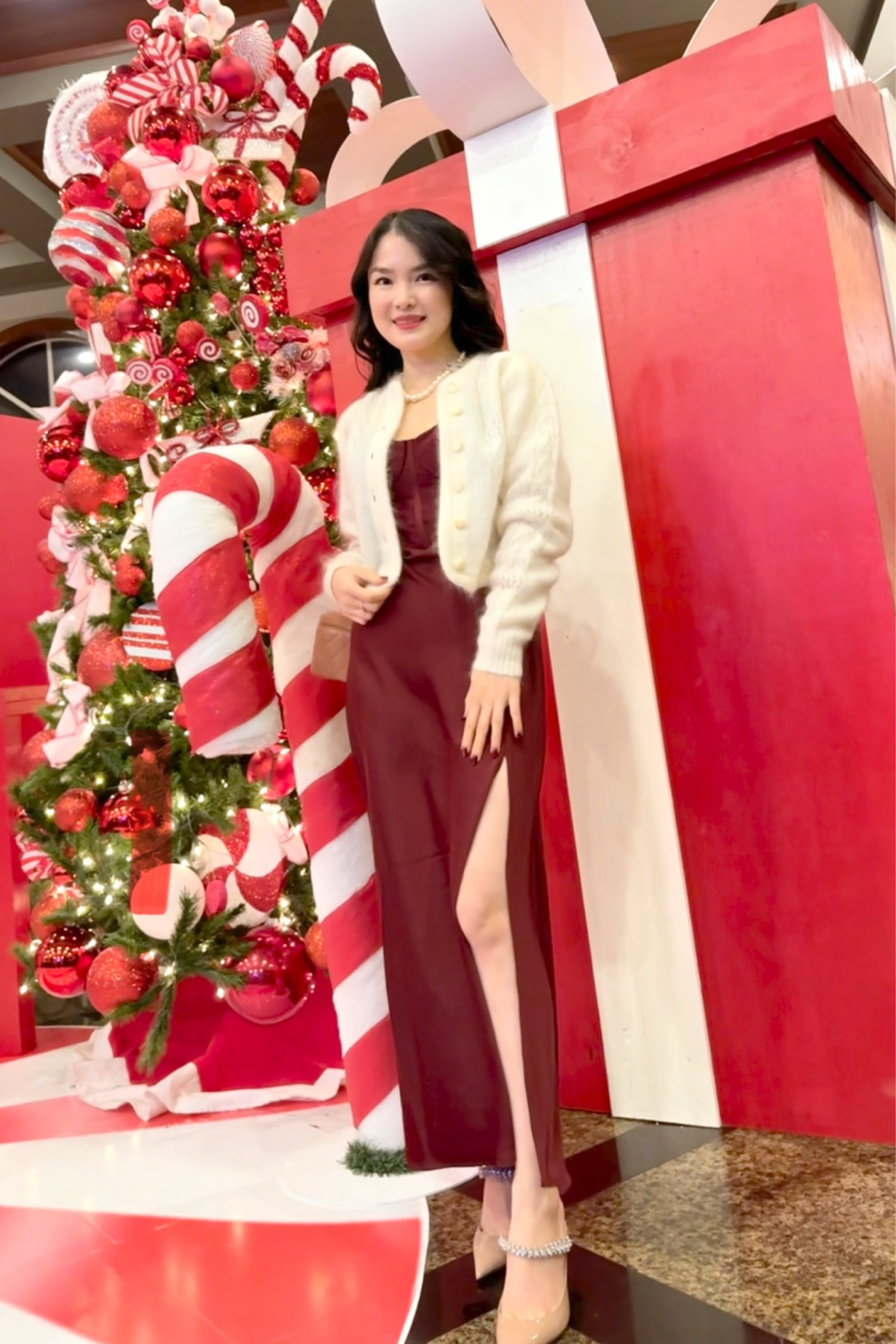 Một chiếc đầm đỏ rượu quá soang mà chỉ $66, hốt liền mấy chị em ơi!! Mình mặc size xs nhé

#LTKstyletip #LTKasia #LTKbeauty