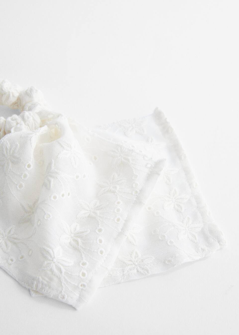 Search: Hair bow (4) | Mango USA | MANGO (US)