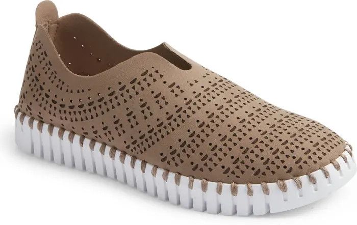 Tulip Slip-On Sneaker (Women) | Nordstrom