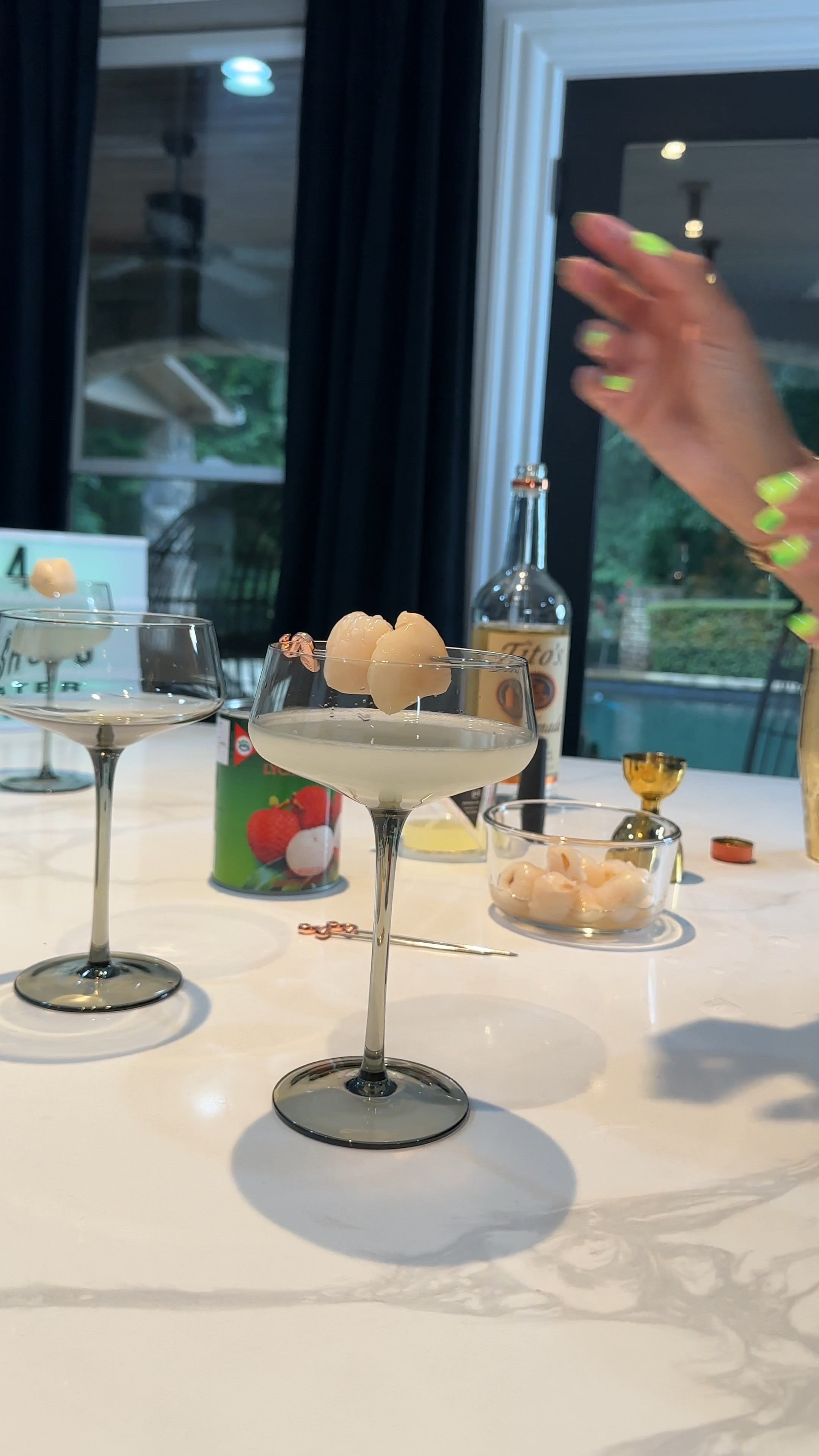 Lychee Martini 🍸

#LTKSeasonal #LTKhome #LTKfindsunder100