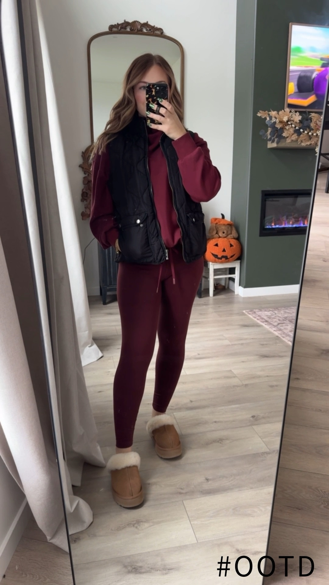 Todays OOTD. The perfect look and comfort for school drop-offs and pick-ups, running errands, and lounging at home! All the details linked. Everything fits TTS, I’m wearing size medium across the board and size 8 in slippers.


#LTKMidsize #LTKSeasonal #LTKActive