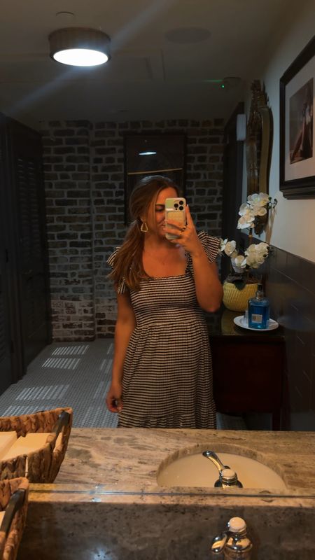 Bump-friendly gingham maxi dress for date night in Charleston! Wearing a small!

#LTKbump