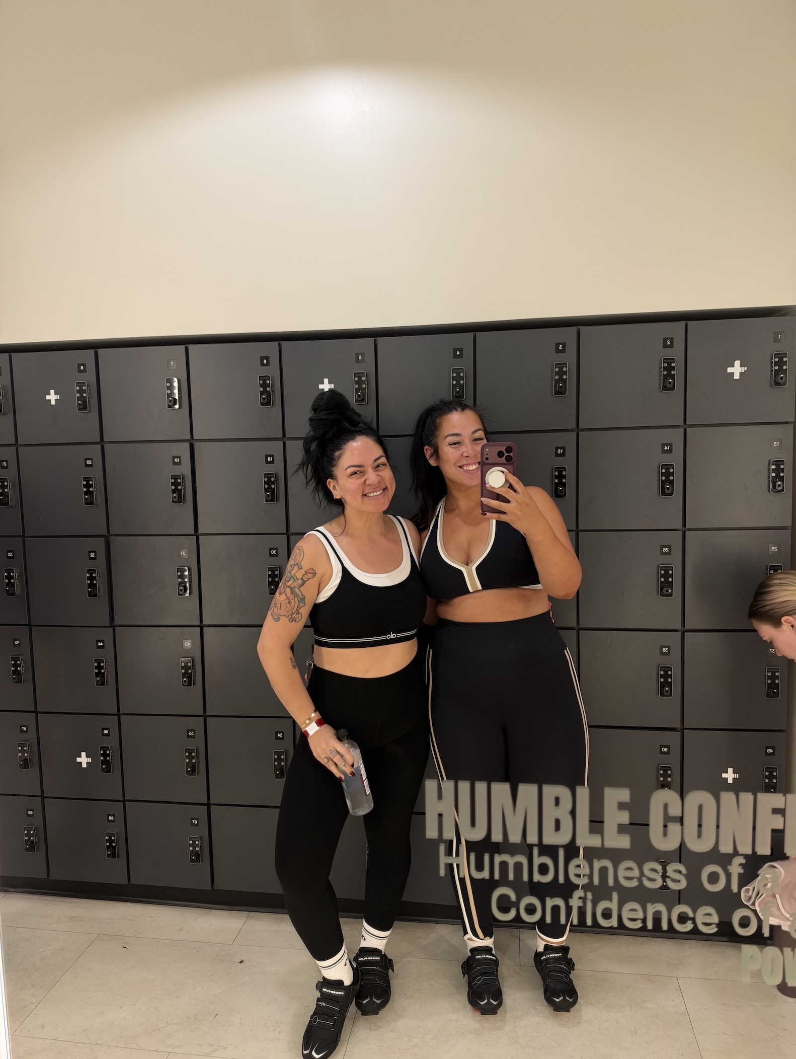 OOTD for a cycle class with my girlie! Love how supportive this set was! midsize workout looks, activewear, workout set

#LTKSeasonal #LTKMidsize