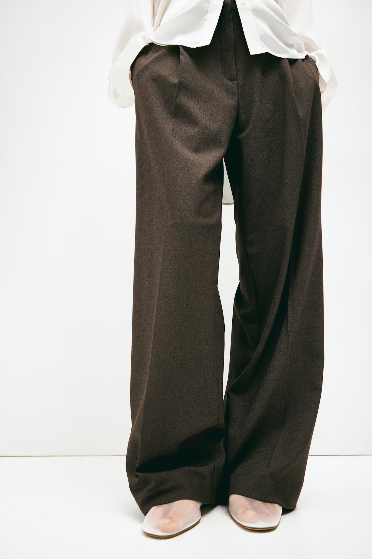 Wide trousers | H&M (UK, MY, IN, SG, PH, TW, HK)