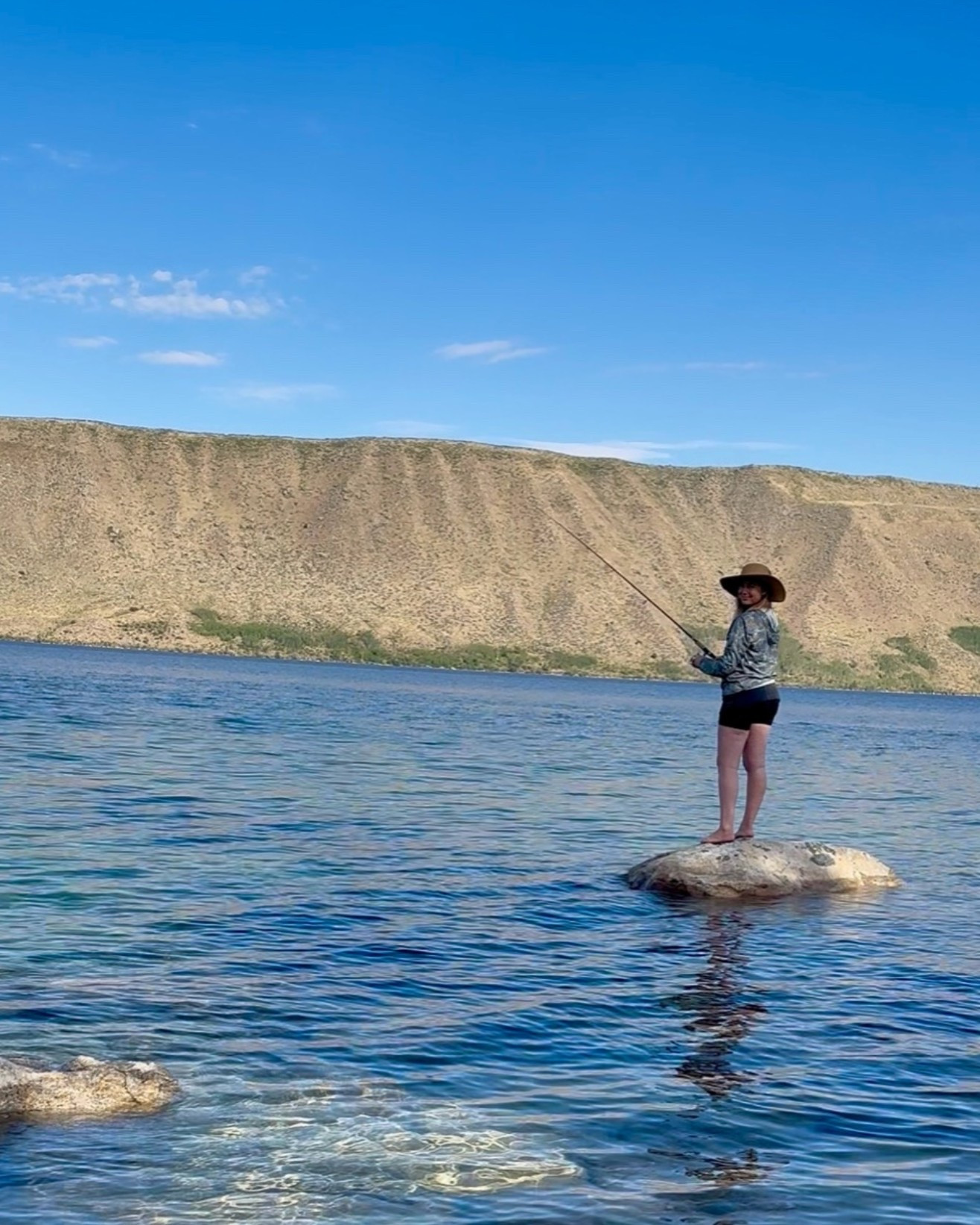 The perfect outdoor outfit for fishing, camping, and lake days. 🎣🏔️
If you're looking for a comfortable fishing outfit or outdoor adventure outfit, this combo has become one of my favorites. I wore an oversized men's sun shirt for UPF sun protection, black biker shorts with pockets, and a wide-brim sun hat to stay cool on the water.
The scenery at Fremont Lake was incredible... the fishing was good, the catching? We'll have better luck next time. 😂
☀️ Lightweight sun protection shirt
🖤 Biker shorts with pockets
🧢 Wide-brim sun hat for all-day coverage
🏕️ Perfect for fishing, camping, hiking, kayaking, and lake days
#LTKOutdoor #OutdoorStyle #FishingOutfit #LakeDay #Patagonia #Lululemon #ColumbiaSportswear #CampingEssentials #HikingOutfit #AdventureStyle #UPFClothing #SummerStyle #WyomingAdventures #FremontLake #OutdoorLifestyle

#LTKmomlife #LTKMens #LTKTravel