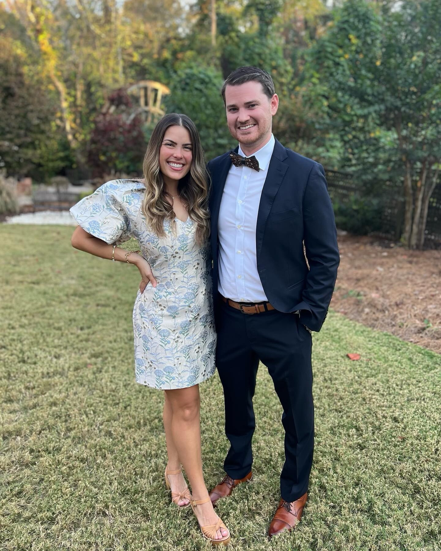 Our first us +1 wedding 🥹🥰🤍 a gorgeous scenery for a beautiful couple, congrats Mr. & Mrs. Quevedo
.
#georgia #gawedding #thecottongin #weddinggueststyle