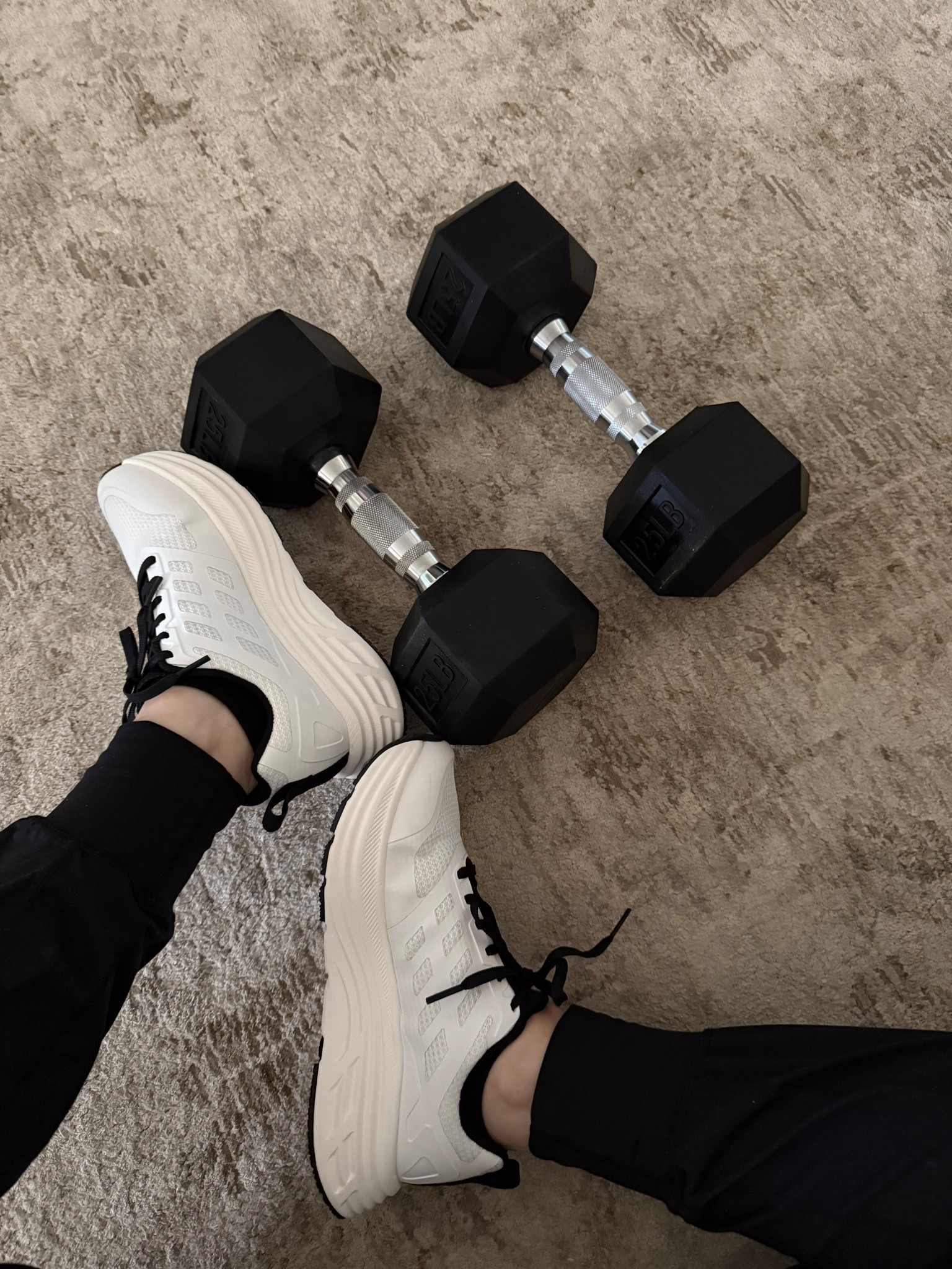 Workout done for the day!💪🏼
Loving my new shoes and heavier weights I got for Christmas!!!


#LTKmorningroutine #LTKselfcare #LTKfitnessgoals