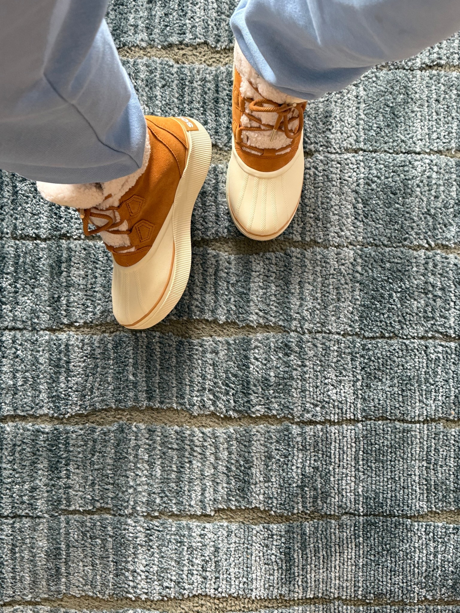 Breaking in my new snow boots!! 

#LTKSeasonal #LTKootd #LTKdayinmylife