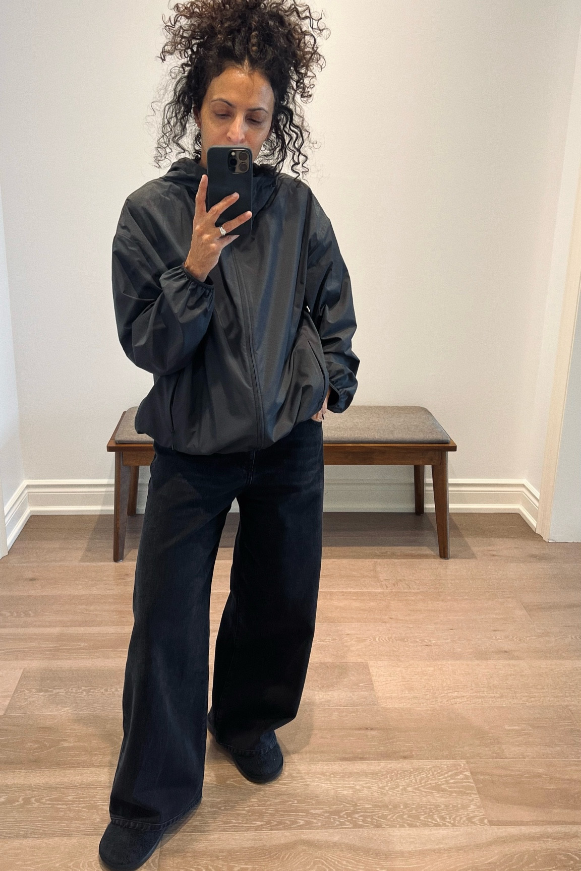 Took a size small in the jacket.  And size W6/M5 in the slippers.  I’m wearing TR Eglitta here but the Agolde jeans are similar. 