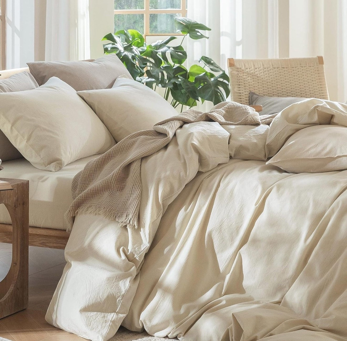 #bedroom #bedroomrefresh #bedding 

#LTKFindsUnder100 #LTKHome