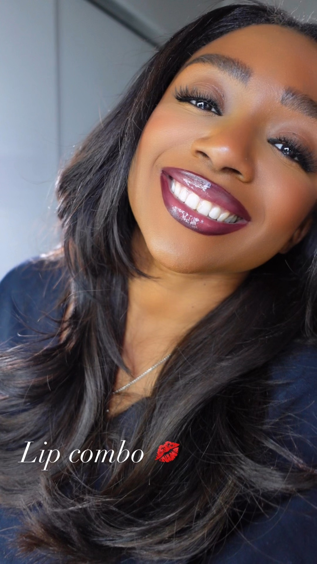 Vampy lip combo 🤭