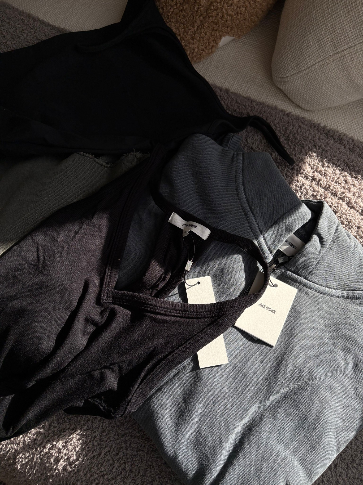 Joah brown haul
Tanks and hoodies and off the shoulder crew
The perfect neutral basics 

#LTKStyleTip #LTKActive #LTKSeasonal