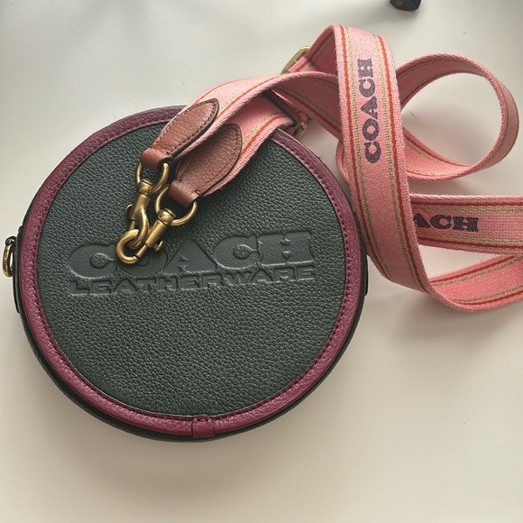 Coach Kia circle bag | Poshmark