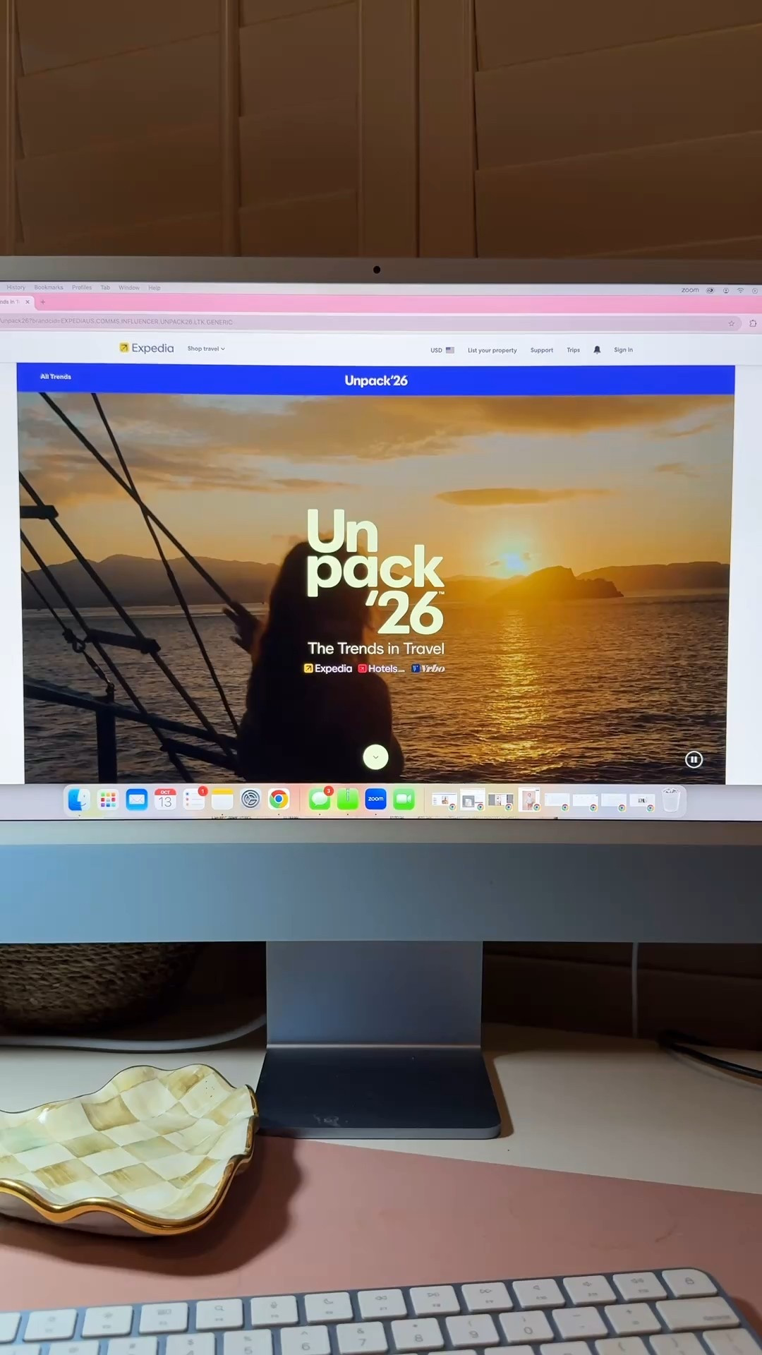@vrbo just released the Unpack ‘26 report, so you can get inspired and plan your next trip! I had no idea staying on a farm (yes, there’s even luxury ones!) was an option, and I just know our family will LOVE it!

If you want to trade city lights for starlit skies check out Unpack ‘26 for more travel inspo!

#EGPartner #UnpackTravelTrends #Paidlink #Ad #Vrbo #liketkit @shop.ltk 

#LTKTravel