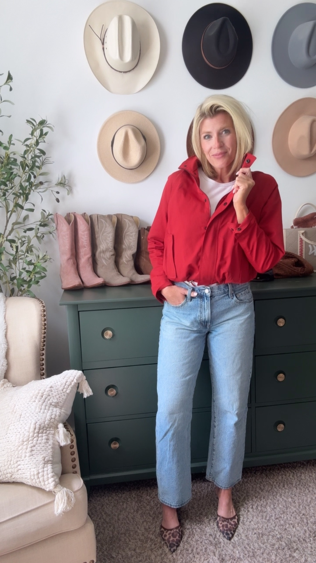 The most gorgeous red cropped jacket for fall from Evereve styled 3 different ways

Casual mom
Chic mom
Moms over 40
Sports mom outfit

#LTKootd #LTKOver40 #LTKSeasonal