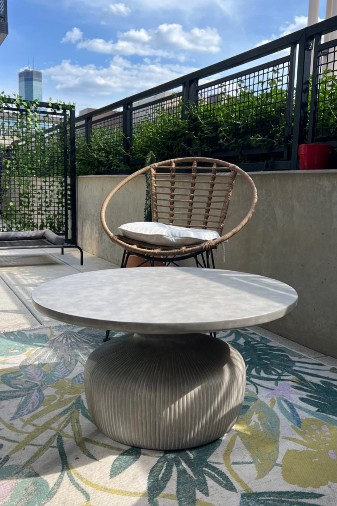 Concrete coffee table patio inspo 🌤️

#LTKSeasonal #LTKhome