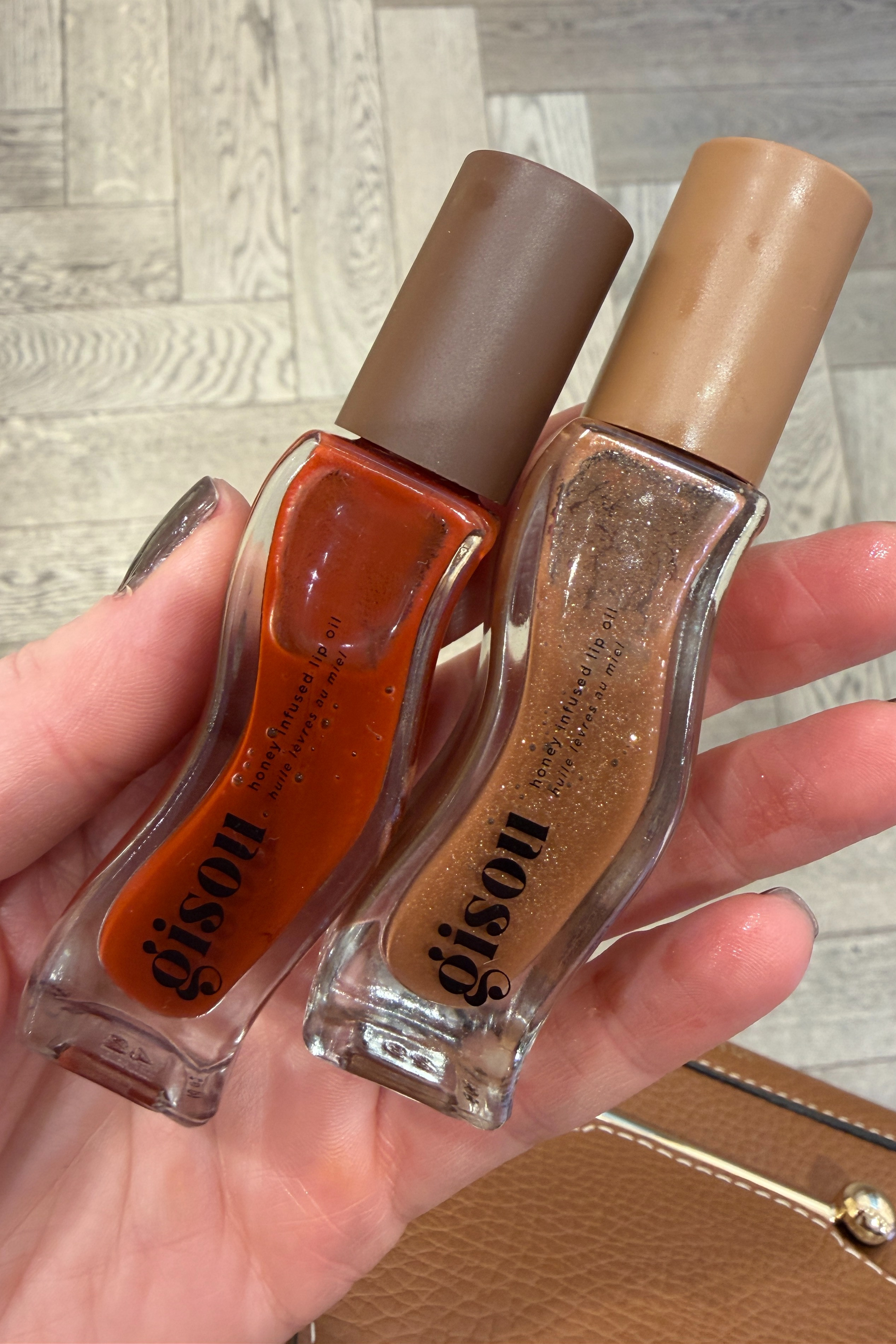 Gisou’s Honey Infused Lip Oils in Cherry Chocolate & Coco-Cacao 🍒🍫 The prettiest autumn shades that are perfect for that glossy autumn lip.  

 #LTKuk #LTKautumn #LTKbeauty