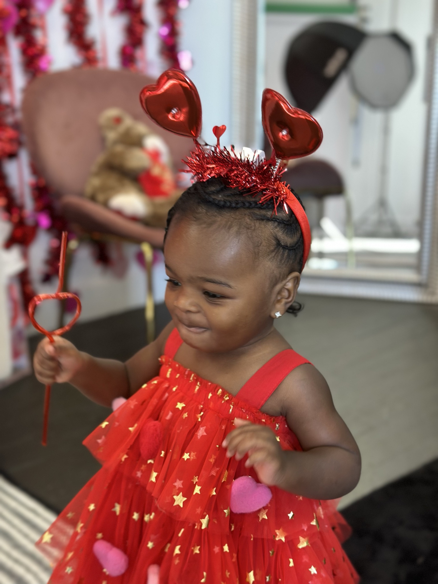 Valentine’s Day essentials you’ll actually use 💘
From cozy home touches to outfits, beauty, and little love-day extras that make the season feel special.
I linked all my Valentine must-haves on LTK so you can shop everything in one place.

#valentinesday #valentinesessentials #loveontheshelves #holidayfavorites #LTKfinds #LTKsale #LTKhome #LTKfashion #LTKbeauty #shoppingfavorites #onlineshopping #ShoppingWithPriiincesss #AtlantaCreator #Atlantacontentcreators


#LTKSeasonal #LTKBaby #LTKKids