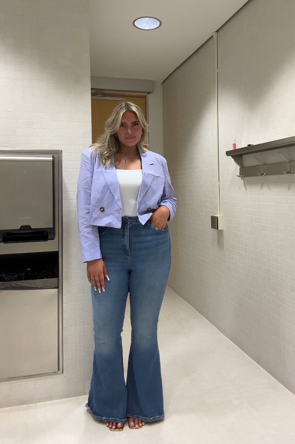 plus size jeans, plus size blazerr

#LTKworkwear #LTKplussize #LTKstyletip