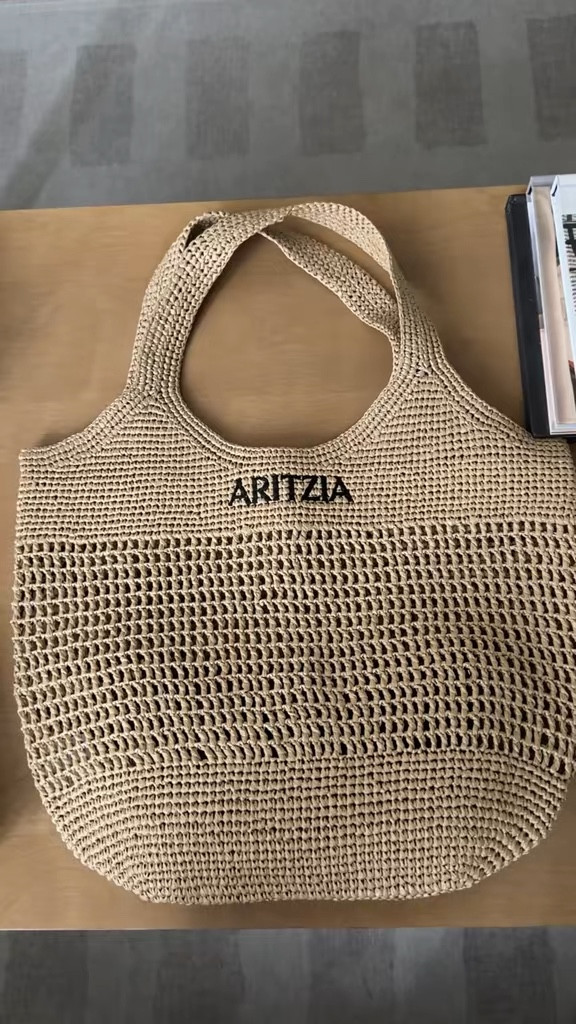Aritzia tote
Beach tote
Aritzia haul
Vacation outfits 