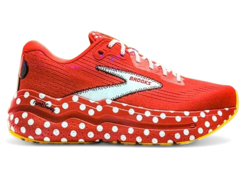Men's Brooks Ghost Max 2 runDisney Minnie Mouse Sneakers in Red/White/Black | StockX