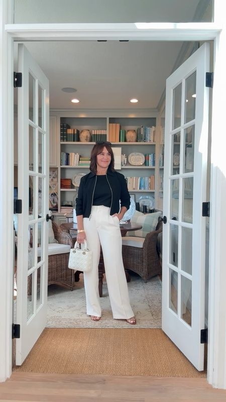 The Effortless pants from @aritzia are so good! Talk about a wardrobe staple and they come in regular, tall, shorter and shorter! I love the crepe fabric and take a short 4
#aritziapartner

#LTKover40 #LTKworkwear #LTKstyletip