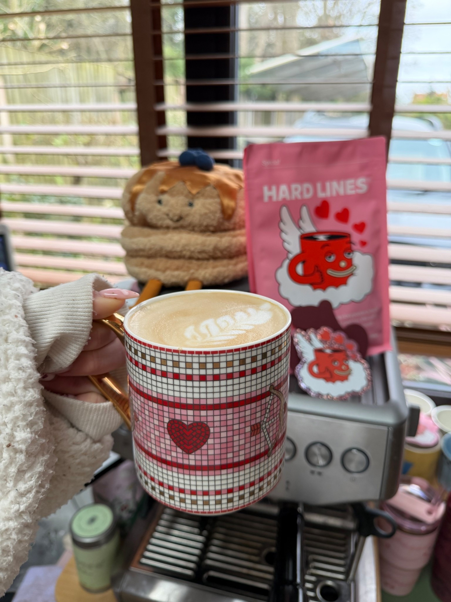 Morning coffee💘


#LTKhome