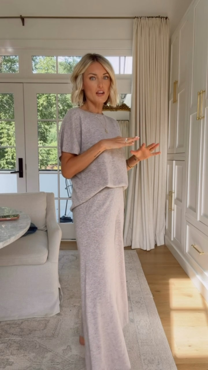 This cashmere set is a splurge, but it’s one you’ll have forever & never want to take off! Wearing S. 

Loverly Grey, NSALE, Nordstrom sale, sale alert, cashmere matching set, lounge set, loungewear

#LTKSaleAlert