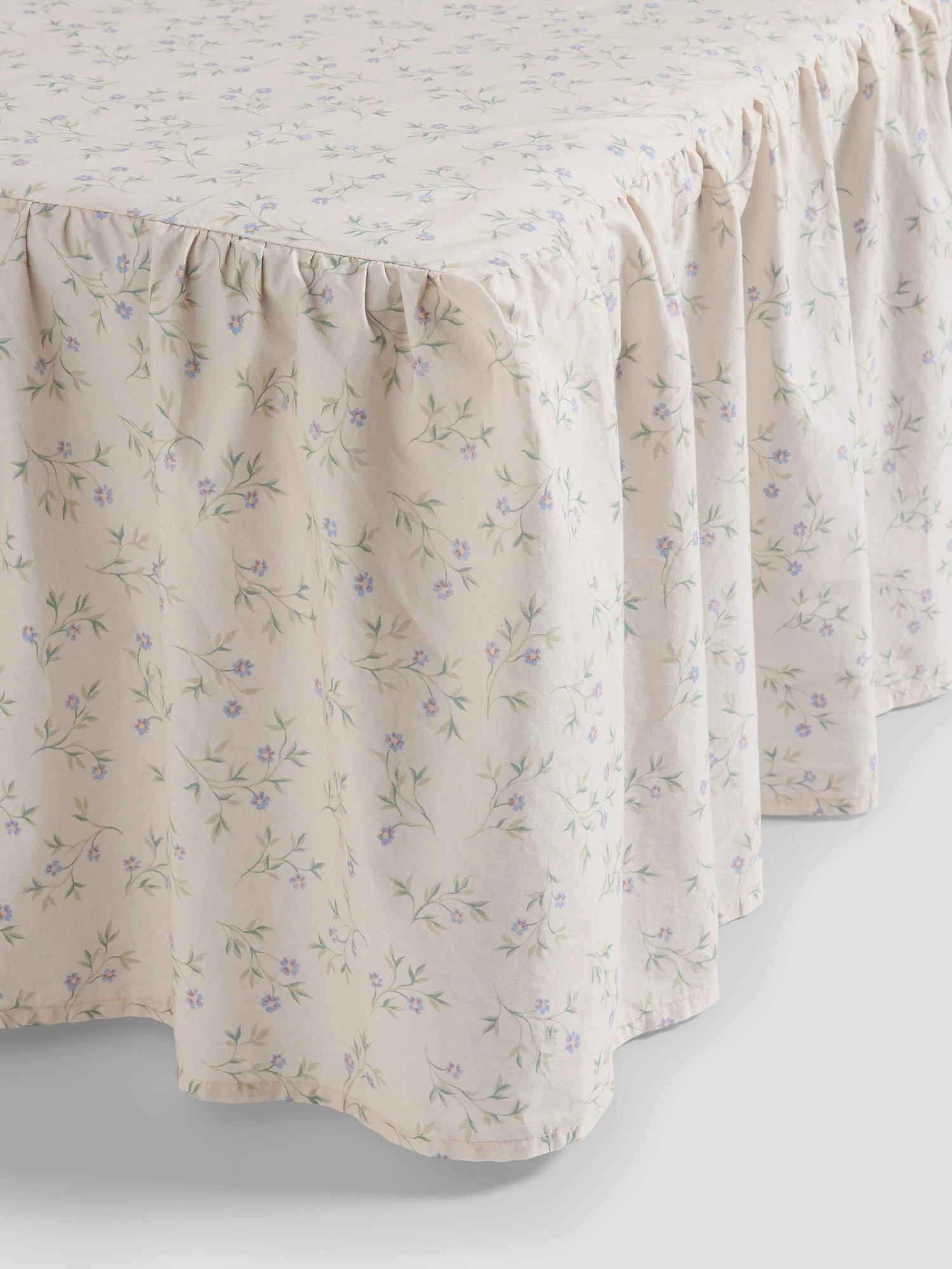 Spring Sprig Cotton Valance | Piglet